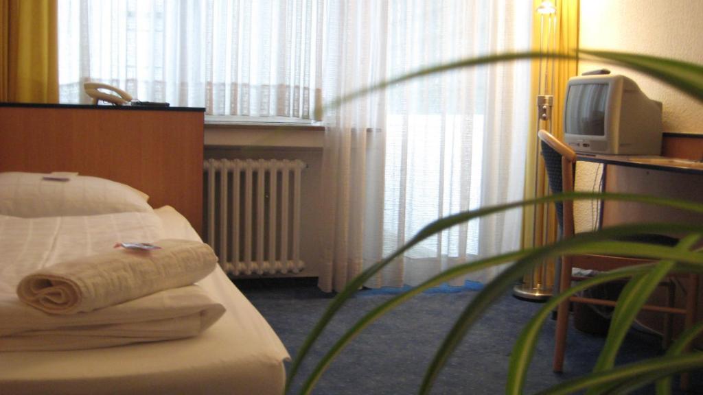Hotel Luisenhof Меттман Екстер'єр фото